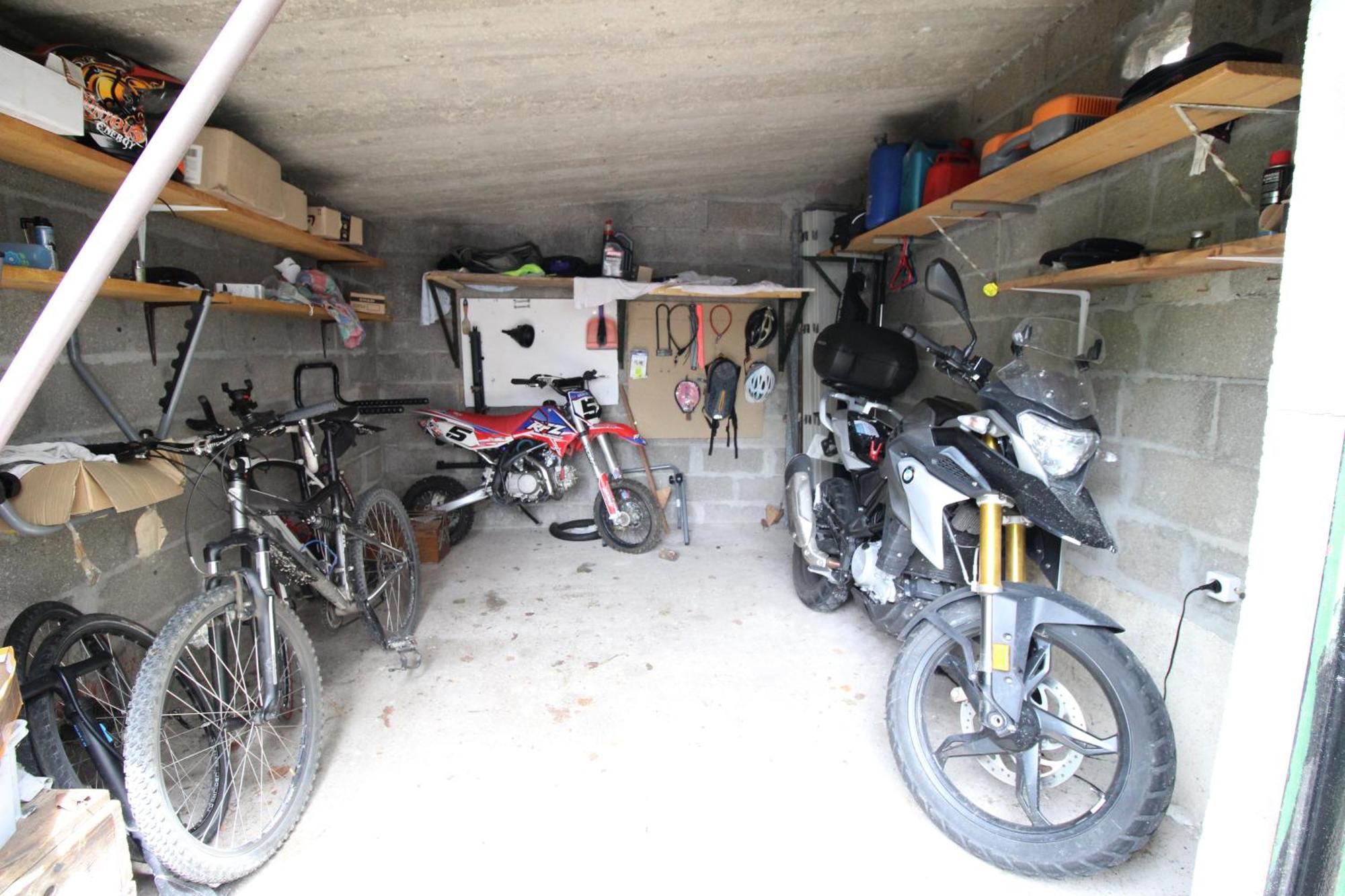 3 Chambres - Tres Grand Jardin Privee - Terrasse Privee - Garage Velo Et Moto - Parking Voiture Privee Dans La Propriete - Gere Par Presta-Zen'Services Thierville-sur-Meuse المظهر الخارجي الصورة